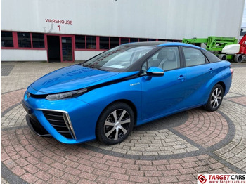 Berline TOYOTA