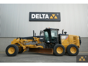 Niveleuse CATERPILLAR 120