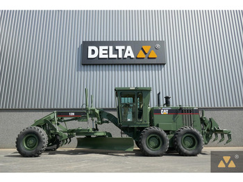 Niveleuse CATERPILLAR 12H
