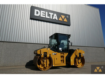 Compacteur Caterpillar CB10: photos 4