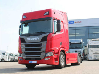 Tracteur routier SCANIA