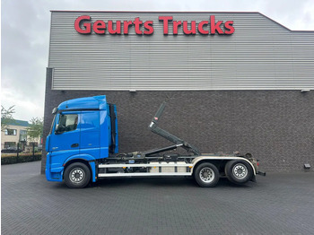 Camion ampliroll MERCEDES-BENZ Actros 2545