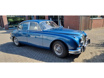 Berline JAGUAR