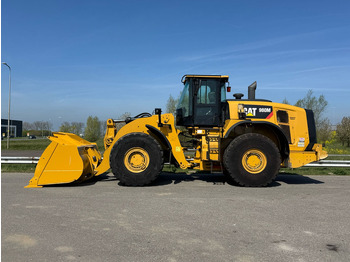 Chargeuse sur pneus CATERPILLAR 980M