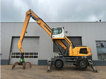 Pelle de manutention LIEBHERR