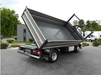 Camion benne DAF LF 180 THREE-WAY TIPPER CRUISE CONTROL LED LIGHTS AUTOMATIC TRANSMISSION TWIN WHEELS AIR CONDITIONING 180HP: photos 3 Camion benne DAF LF 180 THREE-WAY TIPPER CRUISE CONTROL LED LIGHTS AUTOMATIC TRANSMISSION TWIN WHEELS AIR CONDITIONING 180HP: photos 3