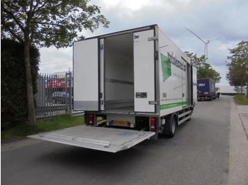 Renault D 6.5 150 NL TRUCK - crédit-bail Renault D 6.5 150 NL TRUCK: photos 4 Renault D 6.5 150 NL TRUCK - crédit-bail Renault D 6.5 150 NL TRUCK: photos 4