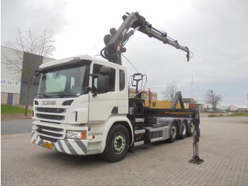 Camion ampliroll SCANIA P