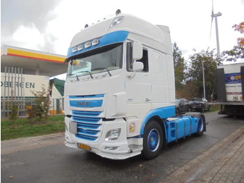 Tracteur routier DAF XF 460