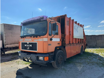 Benne à ordures ménagères MAN