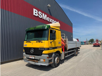 Camion plateau MERCEDES-BENZ Actros 1831