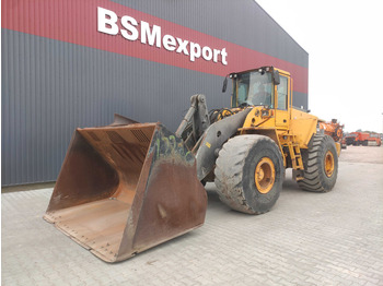 Chargeuse sur pneus VOLVO L220