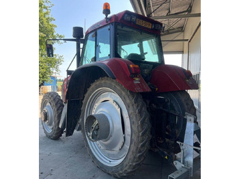 Tracteur agricole Case IH CVX 120: photos 3
