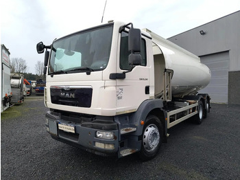 Camion citerne MAN TGM 26.340