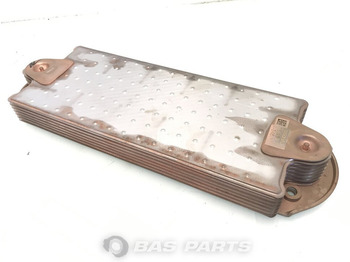 Radiateur d'huile VOLVO