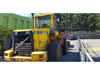 Chargeuse sur pneus VOLVO L90D