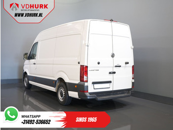 Fourgon utilitaire Volkswagen Crafter 35 2.0 TDI 140 pk L3H3 BPM VRIJ! 270Gr. Deuren/ Carplay/ Climate/ Camera/ Cruise: photos 2