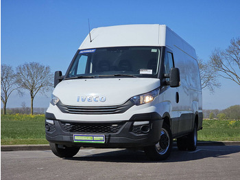 Fourgon utilitaire IVECO Daily
