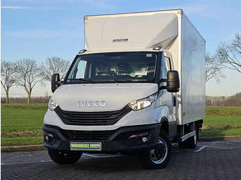 Fourgon grand volume IVECO Daily 35c16