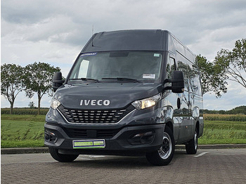 Fourgon utilitaire IVECO Daily 35s14