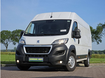 Fourgon utilitaire PEUGEOT Boxer