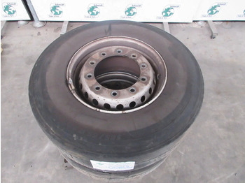 Pneu pour Camion Michelin 385/65 R 22.5 BAND MET STAALEN WIELEN PROFIEL 50%: photos 4