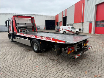 Remorqueuse MAN TGL 12.250 / ENGINE RUNNING / ONLY:276364 KM / TOW-TRUCK / CLEPEL / WINCH / REMOTE / 6PERSONS / AUTOMATIC / EURO-6 / 2018: photos 4 Remorqueuse MAN TGL 12.250 / ENGINE RUNNING / ONLY:276364 KM / TOW-TRUCK / CLEPEL / WINCH / REMOTE / 6PERSONS / AUTOMATIC / EURO-6 / 2018: photos 4