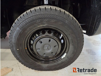 Voiture MERCEDES-BENZ