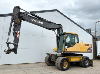 Pelle sur pneus Volvo EW180C - Dutch Machine / Triple Boom: photos 2 Pelle sur pneus Volvo EW180C - Dutch Machine / Triple Boom: photos 2