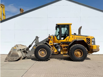 Chargeuse sur pneus VOLVO L90F