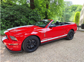 Voiture FORD
