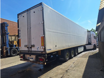 Semi-remorque frigorifique KRONE SD