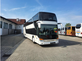 Bus à impériale SETRA