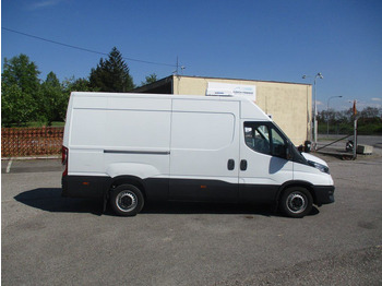 Utilitaire frigorifique Iveco Daily 35S16 2.3L: photos 4