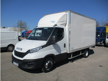 Fourgon grand volume IVECO Daily 35c16