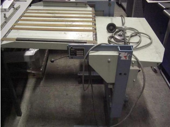 Plieuse de bureau MBO