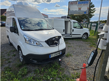Fourgonnette NISSAN e-NV200