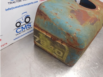 Carrosserie et extérieur Ford 7840, 8240, 8340 Nose Cone Top Parts No Return 82002576, 82005627: photos 3