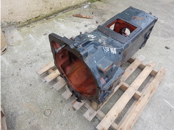 Boîte de vitesse New Holland Case Mxm, Tm, Tm130 Transmission Housing 5188850, 47125544, 51888509: photos 3