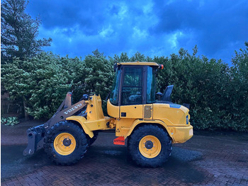 Chargeuse sur pneus VOLVO L35G