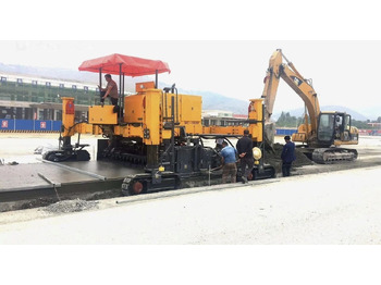 Machine à coffrage glissant Wirtgen SP500 Concrete Slipform Paver: photos 2