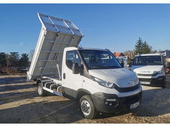 Utilitaire benne IVECO Daily