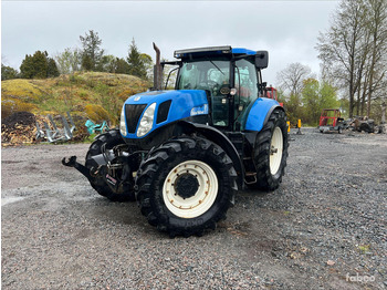 Tracteur agricole NEW HOLLAND T7000