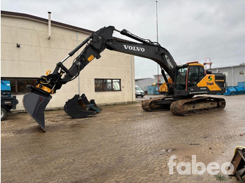 Pelle sur chenille VOLVO EC250EL