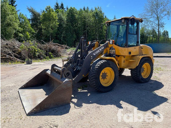 Chargeuse sur pneus VOLVO L35
