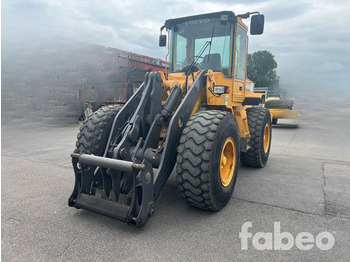 Chargeuse sur pneus VOLVO L70C