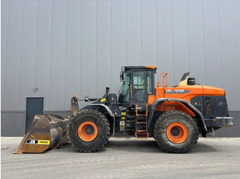 Chargeuse sur pneus DOOSAN DL420