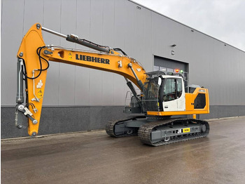 Pelle sur chenille LIEBHERR R 930