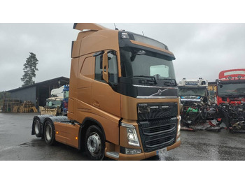 Tracteur routier VOLVO FH13