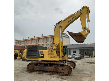 Pelle sur chenille KOMATSU PC460